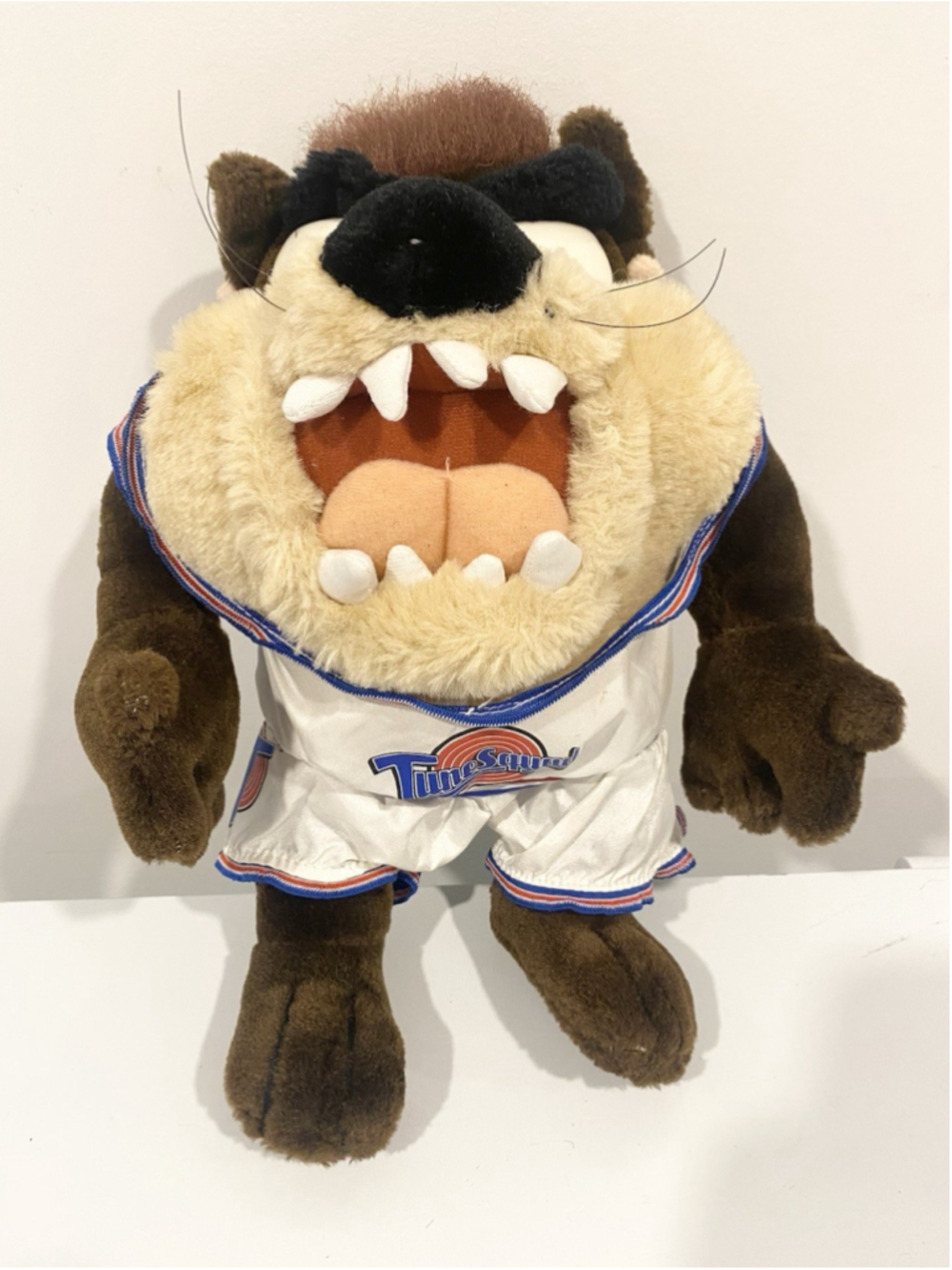 Vintage Space Jam Taz Tasmanian Devil 13” Plush Tune Squad Basketball